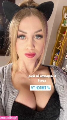  [ michela-riganelli ] - I'm showing you the best view, right? 😏🍑 Difficult choice, bite