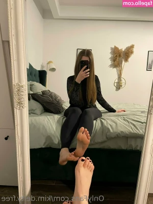 kim.deity.free [ kim-deity-free ] - How long have you been subscribed to me? 🎀 Interested to know what