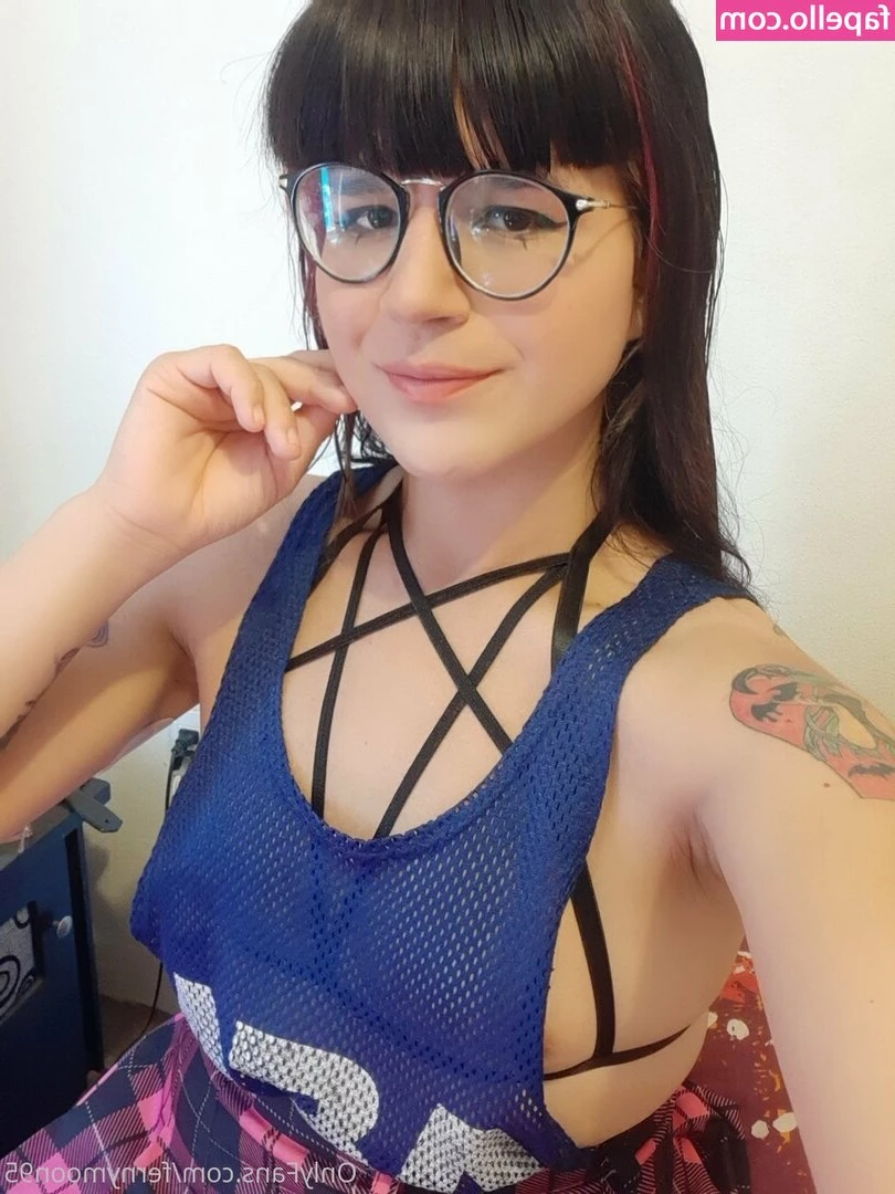 fernymoon95 - Do you have a weakness for soles