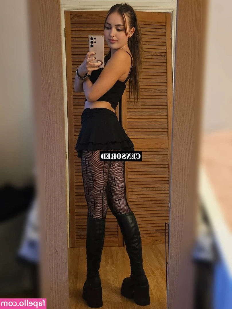 Princess Isabel [ princess-isabel ] - been SO busy making porn for you all to jerk off to🥰 thanks for