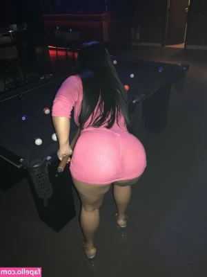 Angel Hotwife [ angel-hotwife ] - Guess who’s face and tits got fatter 🐖