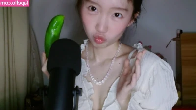 YiDan ASMR [ yidan-asmr ] - My favorite fans 🥰 I shooted a very, very 🔥 video in the
