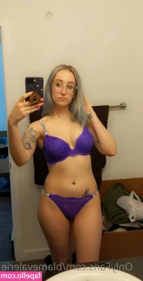 blamevalerie - Full scene with @dust_kyle in your DMs 👀 it's a good one 🤤