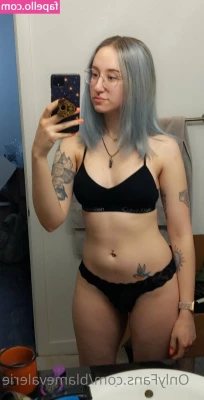 blamevalerie - Daddy said only good girls take it in the ass so we been working on