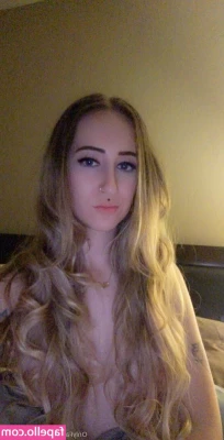 blamevalerie - Back or front babe?