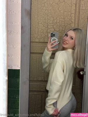 Mia_bluebird [ mia-bluebird ] - You don't want to miss out on this hot NEW VIDEO! DM me and I'll send