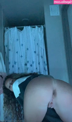 emilyjlubas - Love wearing your shirts bed 🥰