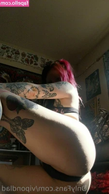 Vipondlad - You enter the room and catch me taking photos, you…