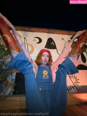 kittynippyhippie - Do you want to cozy up together