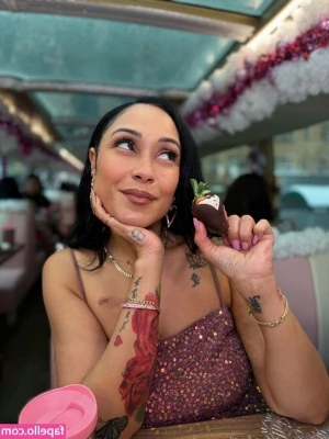 thickfancy - She said she wanted me inside her