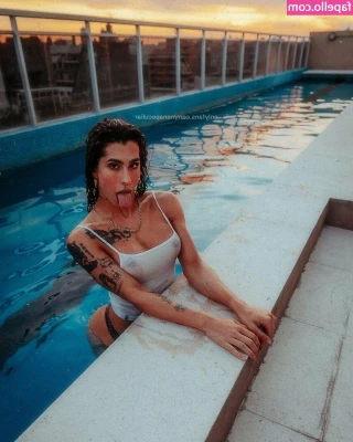 Nena Peculiar [ nena-peculiar ] - Do I have a pretty pussy? 😻