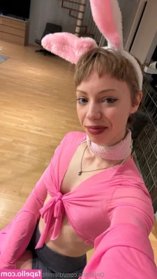 diemilitanteveganerin [ diemilitanteveganerin-1 ] - Want to suck and nibble on them  baby    DONT FORGET TO ANSWER MY