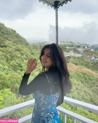 Rujhan - Do you have any plans today? Because I don’t 😇 hehe