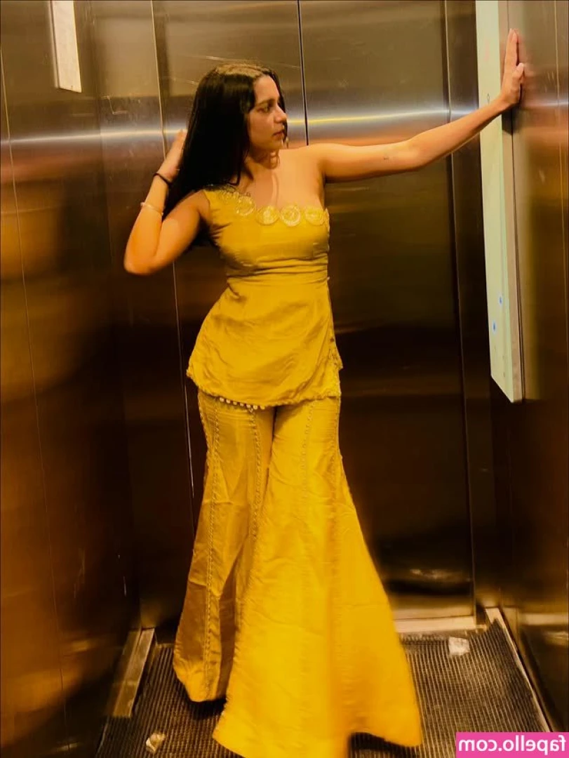 hitakshi_16_11 [ hitakshi-16-11 ] - Forcefully having my insides rearranged by @axxltop . I shut up and