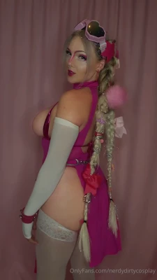 nerdydirtycosplay - Papito like cold showers   And Papi is always ready with the towel   