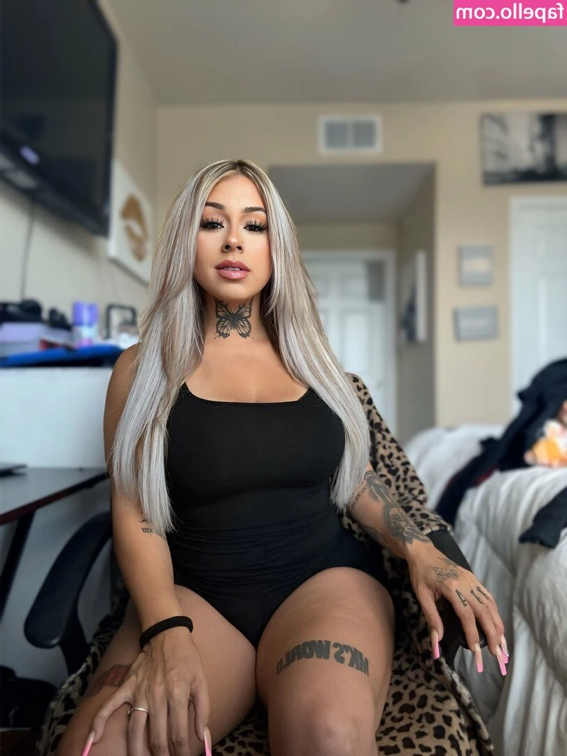 Khelani Monroe [ khelani-monroe ] - eat me, suck me, please me