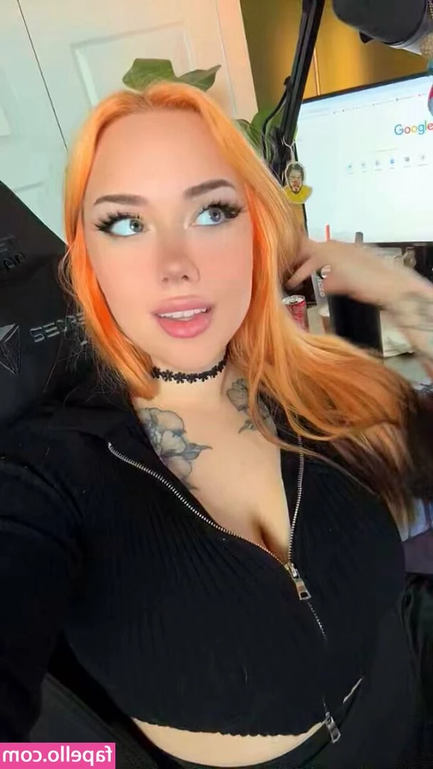 Brittany Willow [ brittany-willow ] - rainy days in Prague 🦥