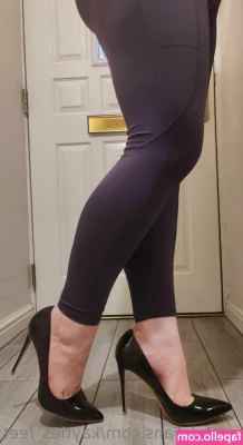 kayties_feet [ kayties-feet ] - Jiggling the boobs for you 💦💦