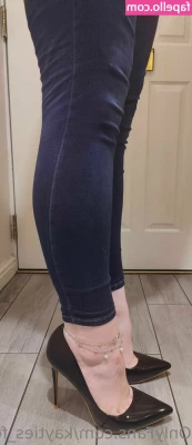 kayties_feet [ kayties-feet ] - Titty Tuesday Do we like the new rings
