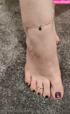 kayties_feet [ kayties-feet ] - Have a hot dreams 🔥🔥🖤🖤