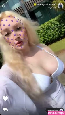 deniselangemak - I’m a wild butterfly 🦋 getting ready to spread her wings 1