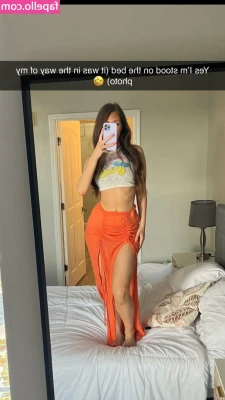 Fitwaffle - Just a silly water nymph 🌊😏 wyd loser join me now hehe