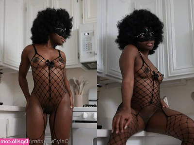 ebonybutts - LETS PLAY A GAME! TIP THE AMOUNT FOR HOW MANY SPINS YOU WANT You