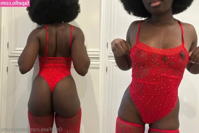 ebonybutts - Who wants to suck on my cute little titties