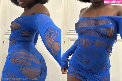 ebonybutts - How’s my ass looking??