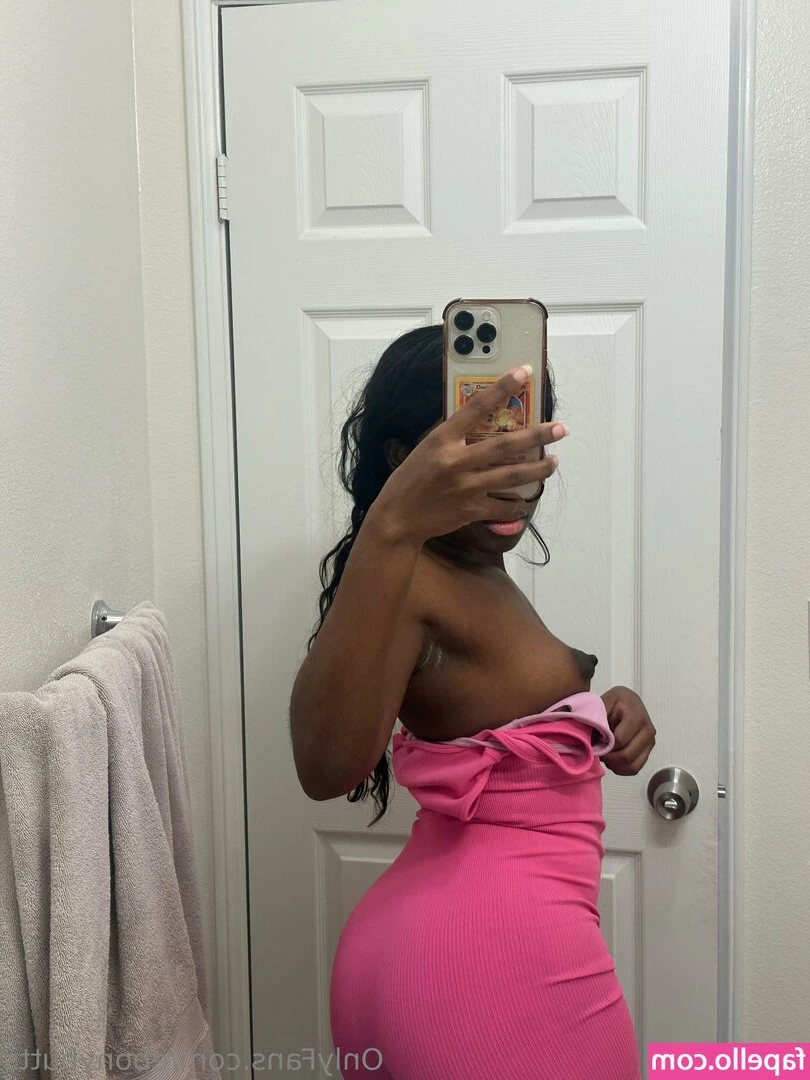 ebonybutts - is Mario your fave too?😉