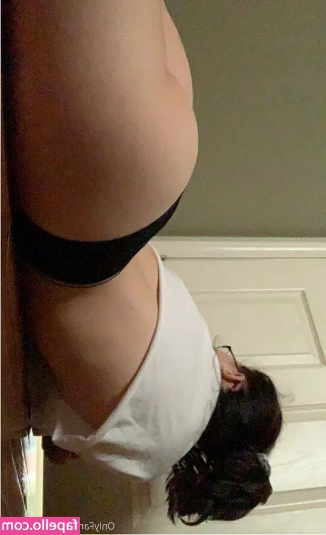nofacej19 [ nofacej19-1 ] - Sunday morning after shower fun. All squeaky clean 🧼 anyone want