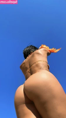 Jocelyn Marroquin [ jocelyn-marroquin ] - Good morning☀️ I hope your cock rises with the sun😝