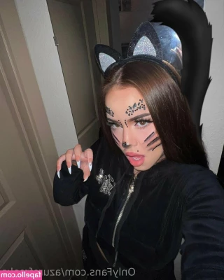 azurefreaks - Goddess Jay looks like a futuristic alien princess dancing in the