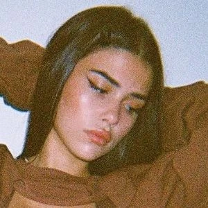 Leah Halton