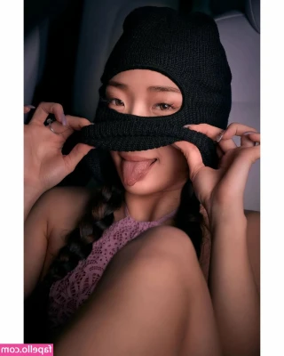 Jolin Chuu [ jolin-chuu ] - Catching up on messages tonight 🥰🥰🥰 send me a DM!