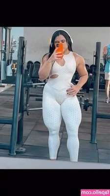 dra.jacianeoliveira [ dra-jacianeoliveira ] - 📹 BIG BRO JERKS OFF POV 📹 I was having the worst blue balls