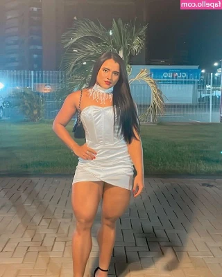 dra.jacianeoliveira [ dra-jacianeoliveira ] - Here is a little girl play with my sexy girl @nylon_dolly. See you