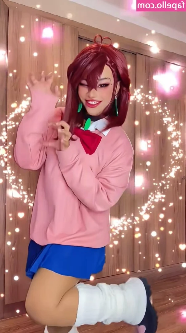 Princess Sachiko (@sachi_hime96) / Princess Sayaka (@sachikos_evil_twin) [ princess-sachiko-sachi-hime96-princess-sayaka-sachikos-evil-twin ] - You open the door of your room and this is the first thing you see…
