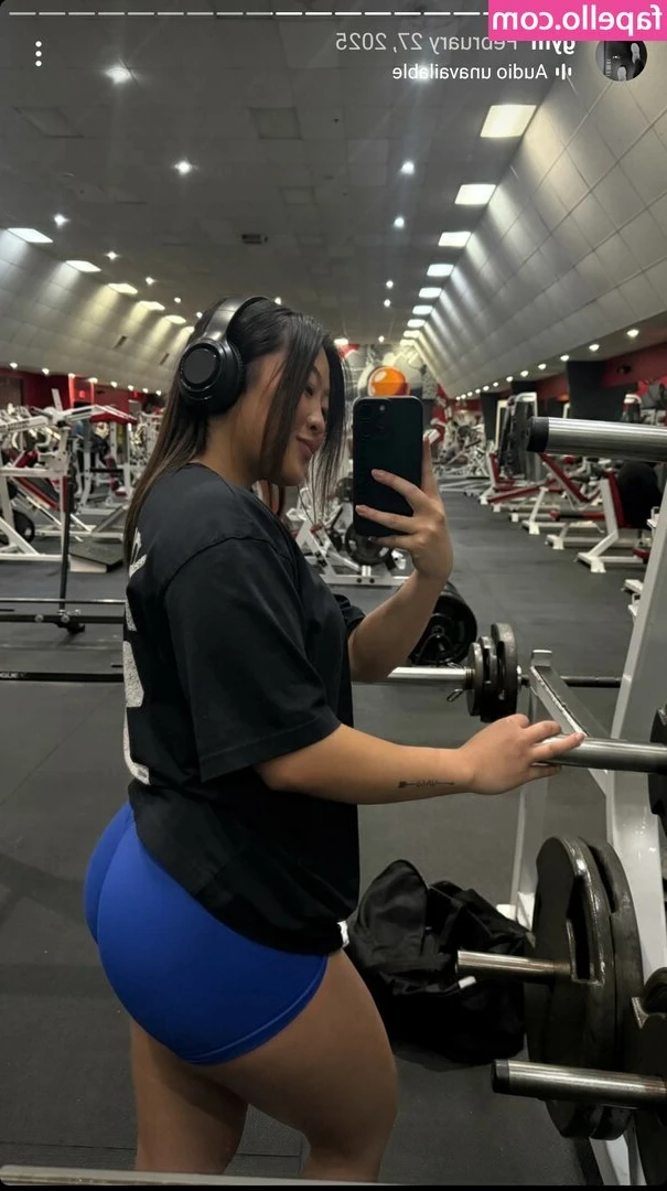 Elexiz Vang [ elexiz-vang ] - Another pair going off to a dedicated cuck