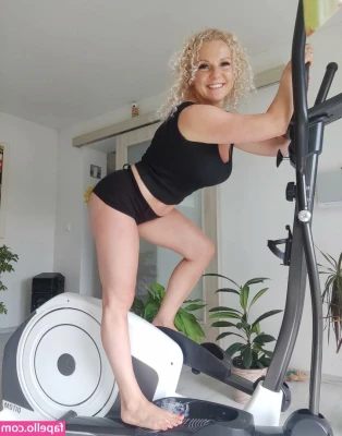 gabca.karaskova [ gabca-karaskova ] - Happy Monday 😘