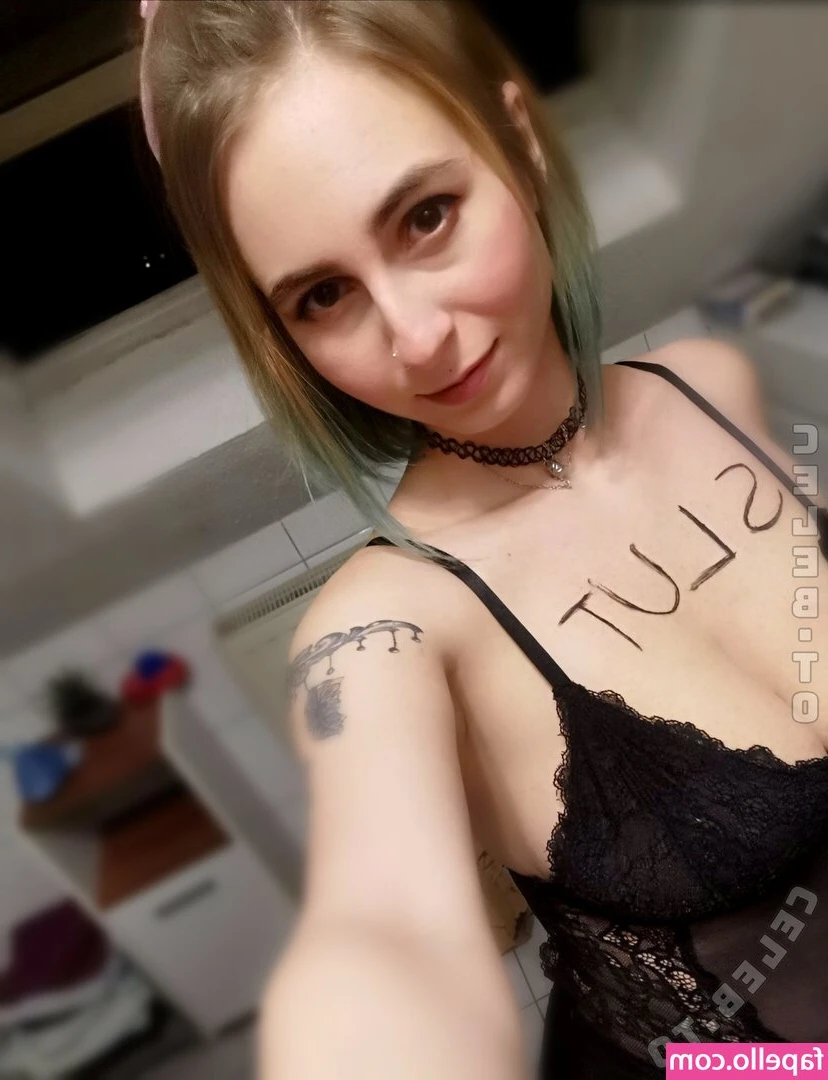 Naughtykitty - oh hi hehe 😘 can’t wait to see u in my live stream tomorrow at