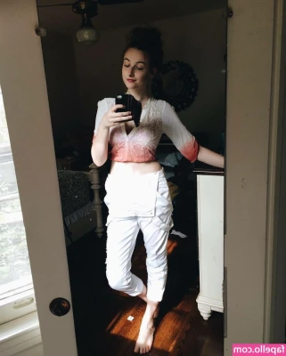 Tessa Violet [ tessa-violet ] - Don’t cha just want to put it in your mouth