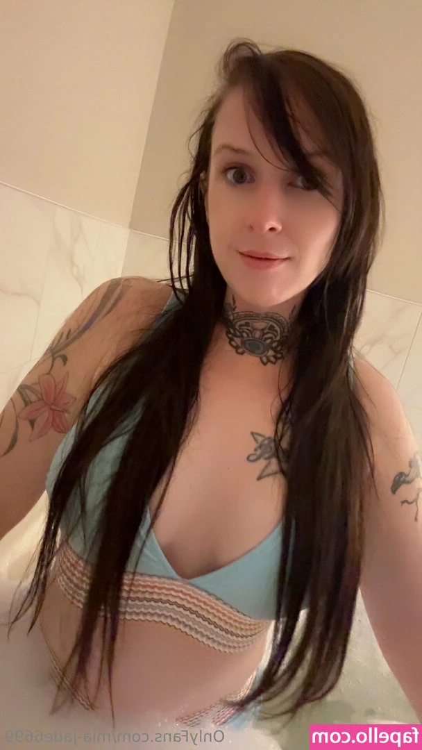 mia-jade6699 - Dont by shy and talk me for good hot moments