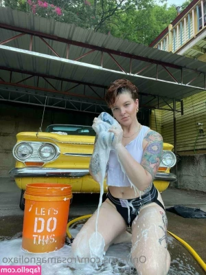 rosamagnoliaxo - A day by the pool is always a good idea    what s your favorite