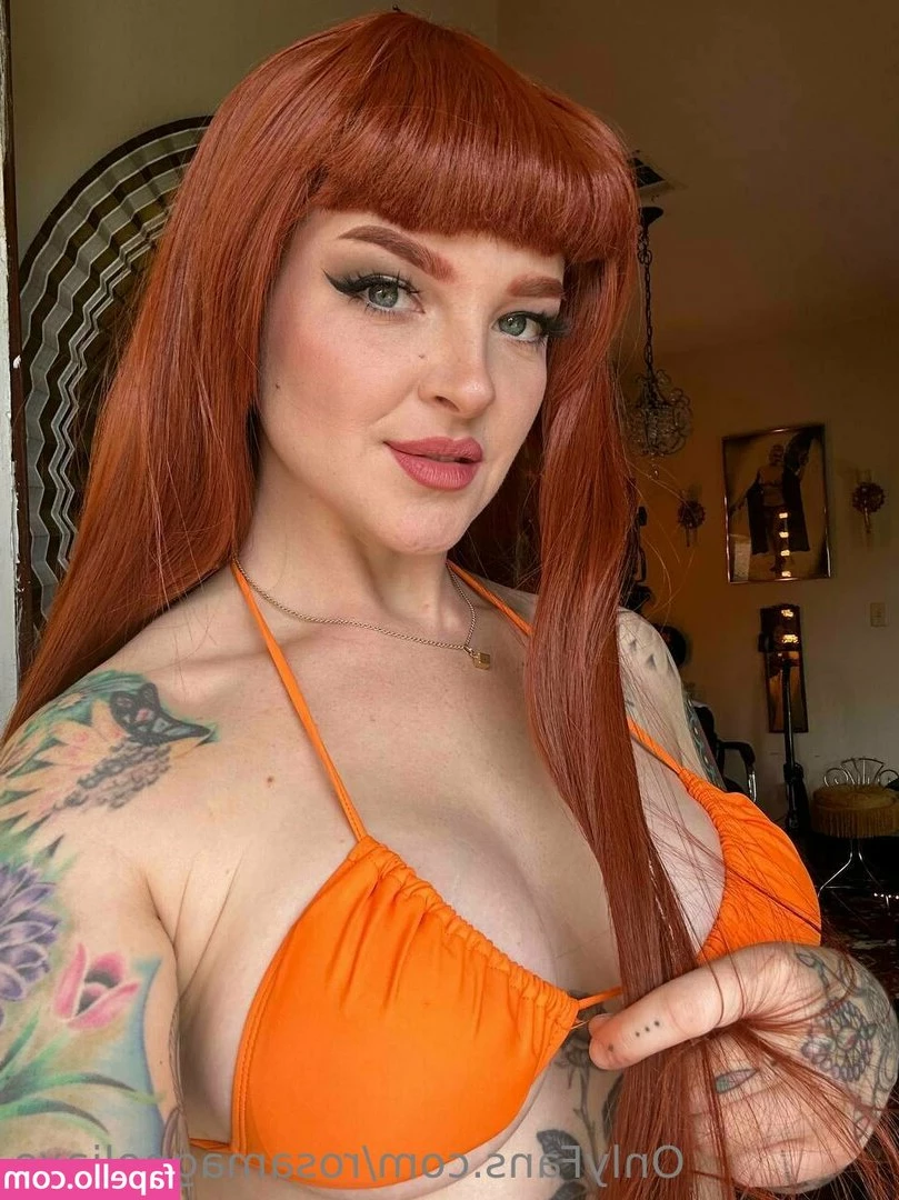 rosamagnoliaxo - brunette throwbacks in the dm’s 🫡🥵