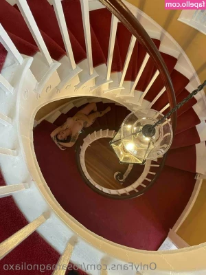 rosamagnoliaxo - Sunday Cumday is the cumshot from  Crowd Pleaser