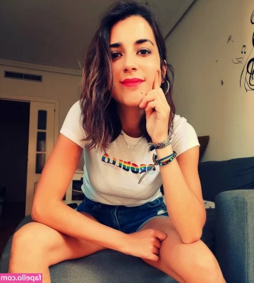 Rocío Vidal Menacho [ roco-vidal-menacho ] - don’t forget you can zoom in 😈👀