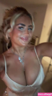 Milly Fright [ milly-fright ] - Morning boob