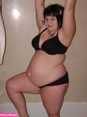 luxurynoir - Open chats tonight  Cum play with me