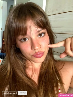 averyalyson - Happy Titty Tuesdayyyy 🍒 Mine better be your favorite